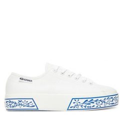 Tenisówki Superga. Białe trampki i tenisówki damskie Superga, bez wzorów, bez zapięcia. Za 289.99 zł.