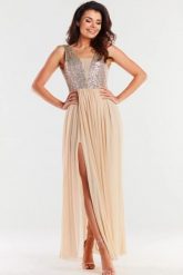 Długa sukienka na wesele z rozcięciem beżowa z cekinami. Brązowe sukienki damskie Awama, na wesele, m, bez wzorów, wizytowe, bez kołnierzyka, bez ramiączek, maxi. Za 539.00 zł.