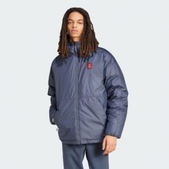 Kurtka Manchester United Seasonal Down. Białe kurtki męskie Adidas, xs, bez wzorów, z materiału, sportowe, bez kaptura. Za 999.00 zł.