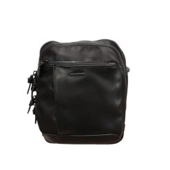 Torebka LUMBERJACK LK 3561. Czarne torby na ramię męskie Lumberjack, z poliesteru, małe. Za 129.99 zł.