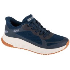 Buty sportowe Sneakersy damskie, Slip-Ins: Bobs Squad 4 - Staple Look. Niebieskie obuwie sportowe damskie Skechers, bez wzorów, bez zapięcia, trekkingowe. Za 359.99 zł.