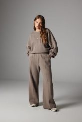 SPODNIE ANDREA TAUPE S - Flawless. Spodnie dresowe damskie Flawless, bez wzorów, z bawełny. Za 379.00 zł.