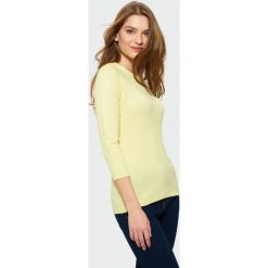 Klasyczny sweter. Swetry nierozpinane damskie Greenpoint, bez wzorów, z poliamidu, klasyczne, bez kołnierzyka, bez ramiączek. Za 29.99 zł.