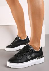 Czarne Płaskie Sneakersy z Gwiazdkami i Metalicznymi Wstawkami Jalelia. Czarne obuwie sportowe damskie Born2be, z aplikacjami, z jeansu, z okrągłym noskiem, bez zapięcia. Za 89.99 zł.