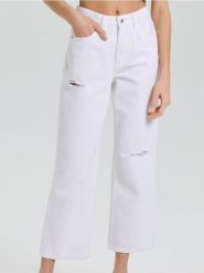 Jeansy straight cropped high waist - biały. Białe jeansy damskie Sinsay, bez wzorów, z jeansu, z podwyższonym stanem. W wyprzedaży za 55.99 zł.