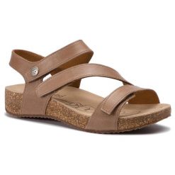 Sandały Josef Seibel. Czarne sandały damskie Josef Seibel, bez wzorów, bez obcasa, na płaskiej podeszwie, bez zapięcia. Za 334.99 zł.