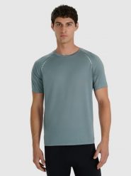 4F Koszulka do biegania szybkoschnąca męska - szara S. Szare t-shirty męskie 4F, l, bez wzorów, z materiału, bez kołnierzyka, bez ramiączek. Za 129.99 zł.