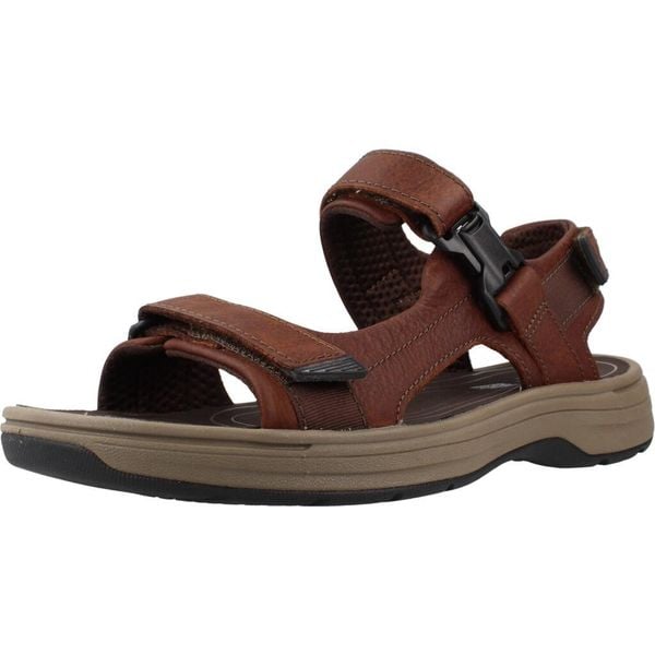 Sandały CLARKS SALTWAY EDGE Brązowy. Brązowe sandały męskie Clarks, bez wzorów, ze skóry, bez zapięcia. Za 240.99 zł.