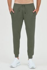 GUESS Zielone męskie spodnie dresowe Aldwin, Rozmiar S. Zielone spodnie sportowe męskie Guess, m, z aplikacjami, z bawełny. W wyprzedaży za 250.99 zł.