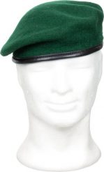 Kurtka męska MFH BERET WOJSKOWY TŁOCZONY MFH ZIELONY 55 cm. Zielone kurtki męskie MFH, m, bez wzorów, militarne, bez kaptura. Za 82.00 zł.