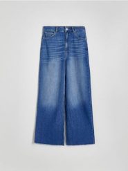Jeansy wide leg - niebieski. Niebieskie jeansy damskie Reserved, bez wzorów, z bawełny. W wyprzedaży za 109.99 zł.