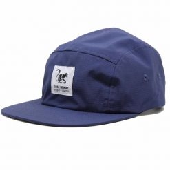 Regulowana czapka z daszkiem typu strapback – wodoodporna (niebieska). Niebieskie czapki damskie SURF MONKEY, bez wzorów, sportowe. Za 179.95 zł.