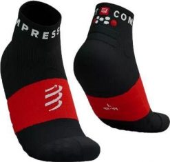 Skarpety do biegania Compressport Ultra Trail Socks v2.0 Low. Czarne skarpetki damskie Compressport, bez wzorów, z materiału. Za 118.30 zł.