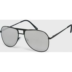 Vans - Okulary. Czarne okulary przeciwsłoneczne damskie Vans. W wyprzedaży za 69.90 zł.