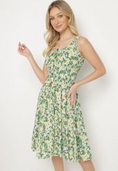Zielona Bawełniana Sukienka w Kwiatki o Rozkloszowanym Kroju z Guzikami Zirana. Zielone sukienki damskie Born2be, na co dzień, l, bez wzorów, z bawełny, eleganckie, bez kołnierzyka, bez ramiączek, midi, rozkloszowane. Za 39.99 zł.