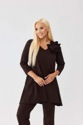 Asymetryczna czekoladowa tunika Florina z wydłużonym tyłem i odpinanym kwiatem PLUS SIZE XXL OVERSIZE JESIEŃ. Brązowe tuniki damskie Moda Size Plus Iwanek, l, bez wzorów, z nylonu, biznesowe, plus size, bez ramiączek. Za 229.90 zł.
