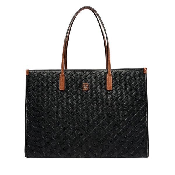 Torebka Tommy Hilfiger. Czarne shopperki damskie Tommy Hilfiger, bez wzorów, bez dodatków. Za 438.99 zł.