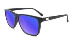 Okulary przeciwsłoneczne dla dorosłych - kategoria 3 z polaryzacją - Matte Black. Czarne okulary przeciwsłoneczne damskie KNOCKAROUND, prostokątne. Za 149.60 zł.