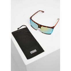 Okulary przeciwsłoneczne Urban Classics 112 uc. Brązowe okulary przeciwsłoneczne damskie Urban Classics. Za 92.00 zł.