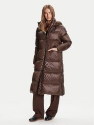 Blauer Płaszcz zimowy 25WBLDK03161 Brązowy Regular Fit. Brązowe płaszcze damskie Blauer, na zimę, l, bez wzorów, z syntetyku, bez kołnierzyka, bez kaptura. Za 2,309.00 zł.