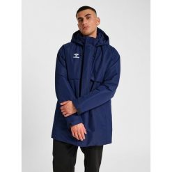 Parka Hummel GO. Niebieskie parki męskie Hummel, na zimę, m, bez wzorów, casualowe, bez kołnierzyka, bez kaptura. W wyprzedaży za 373.00 zł.