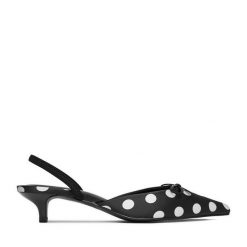 Czółenka JENNY. Czarne czółenka damskie Jenny, bez wzorów, bez obcasa, bez zapięcia. Za 139.99 zł.