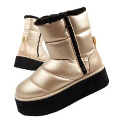 Buty, śniegowce Karl Lagerfeld Thermo KL48554HGD złoty. Żółte śniegowce damskie z futra, bez zapięcia. Za 963.09 zł.
