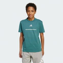 Koszulka adidas Slogan Single Jersey. Niebieskie bluzki damskie Adidas, bez wzorów, z jersey, sportowe, bez kołnierzyka, bez ramiączek. W wyprzedaży za 51.97 zł.