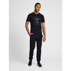 Koszulka Hummel Lisam 2.0. Czarne koszulki sportowe męskie Hummel, m, bez wzorów, bez ramiączek, do piłki nożnej. W wyprzedaży za 79.40 zł.