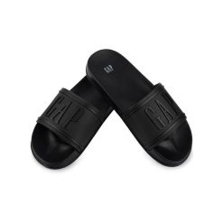 Damskie klapki sportowe miejskie na basen plażę czarne GAP AUSTIN. Czarne klapki damskie GAP, bez wzorów, sportowe, bez obcasa, bez zapięcia. Za 79.00 zł.