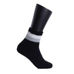 Skarpety 2514 Softee Grip czarne 35-38. Czarne skarpetki damskie 2117 OF SWEDEN, bez wzorów, z elastanu. Za 129.99 zł.