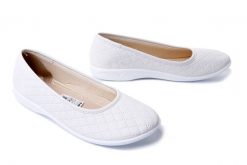 ADANEX 18820 SAP2Yd BI/BI.L. biały, baleriny damskie. Białe balerinki damskie Adanex, bez wzorów, bez obcasa, bez zapięcia. Za 80.99 zł.