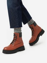G-Star Raw Trzewiki EO-AYSE-8093-25 Beżowy. Brązowe botki damskie G-Star, bez wzorów, ze skóry, retro, bez obcasa, na płaskiej podeszwie, bez zapięcia. Za 479.99 zł.