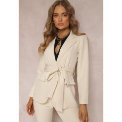 Jasnobeżowa Marynarka z Wiązanym Paskiem Actosa. Brązowe marynarki i żakiety damskie Renee, bez wzorów, eleganckie, bez kołnierzyka, bez ramiączek. Za 119.99 zł.
