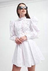 Sukienka CUSTOMMADE. Sukienki damskie Custommade, s, bez wzorów, bez kołnierzyka, bez ramiączek. W wyprzedaży za 799.77 zł.