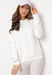 Biała Bluza z Ozdobnym Łańcuszkiem Letonia. Białe bluzy damskie Born2be, z aplikacjami, z bawełny, casualowe, bez ramiączek, bez kaptura. Za 84.99 zł.