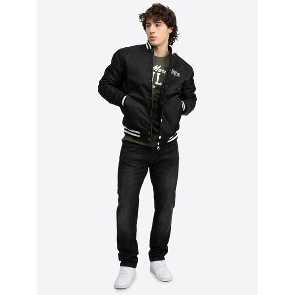 Kurtka Benlee College Regular Fit Rocky. Białe kurtki męskie Benlee, s, z aplikacjami, z materiału, bez kaptura. Za 681.90 zł.
