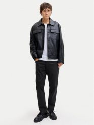 Jack & Jones Spodnie materiałowe Clark Finn 12293328 Czarny Regular Fit. Czarne spodnie materiałowe męskie Jack & Jones, bez wzorów, z bawełny. Za 209.99 zł.