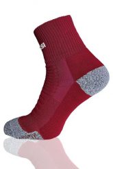 Skarpety sportowe Unisex Nessi Sportswear Trail U Termoaktywne. Czerwone skarpetki damskie NESSI SPORTSWEAR, bez wzorów, z materiału. Za 69.99 zł.