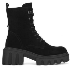 Botki Badura. Czarne botki damskie Badura, bez wzorów, bez obcasa, na słupku, bez zapięcia. Za 279.99 zł.