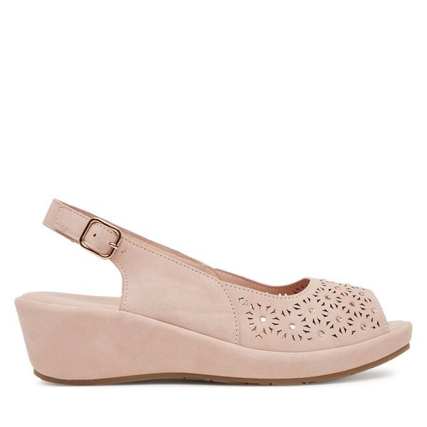 Sandały Clara Barson. Czerwone sandały damskie Clara Barson, bez wzorów, bez obcasa, na koturnie, bez zapięcia. Za 119.99 zł.