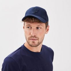 Czapka Gaze Jivago. Niebieskie czapki damskie GAZE, bez wzorów, eleganckie. Za 202.50 zł.