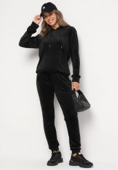 Czarny Welurowy Komplet Dresowy Bluza z Kapturem Spodnie z Gumką w Talii Ilseria. Czarne bluzy damskie Born2be, l, bez wzorów, z dresówki, bez ramiączek, z kapturem. Za 79.99 zł.