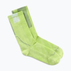 Skarpety BUFF Coolnet Crew. Zielone skarpetki damskie Buff, bez wzorów. Za 119.99 zł.
