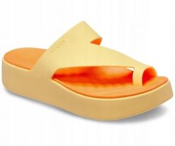 Klapki Dla Dorosłych Crocs Getaway Platform Toe Loop. Brązowe klapki męskie Crocs, bez wzorów, z materiału, bez zapięcia. Za 199.99 zł.