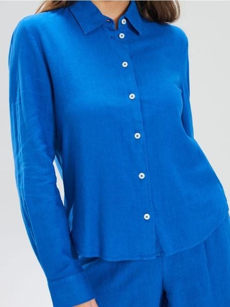 Koszula z lnem z długim rękawem - niebieski. Niebieskie koszule damskie Sinsay, l, bez wzorów, bez kołnierzyka, bez ramiączek. Za 39.99 zł.