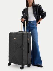 Nine West Walizka duża CEO-NW-L-001-09 BLACK Czarny. Czarne walizki damskie Nine West, bez wzorów, z tworzywa sztucznego, duże. Za 399.99 zł.