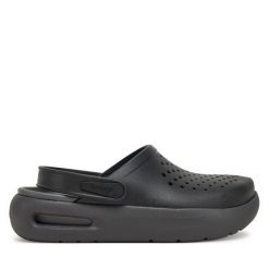 Klapki Crocs. Czarne klapki damskie Crocs, bez wzorów, bez zapięcia. Za 199.99 zł.