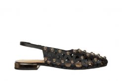 Sandały Gioseppo Calamus Black 602205, Czarny, Skóra naturalna - 37. Czarne sandały damskie Gioseppo, bez wzorów, ze skóry, bez obcasa, bez zapięcia. W wyprzedaży za 269.10 zł.