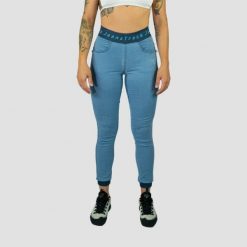 Dżinsy dżinsowe dżinsy dżinsy. Niebieskie jeansy damskie JEANSTRACK, bez wzorów, z bawełny, sportowe. Za 308.25 zł.